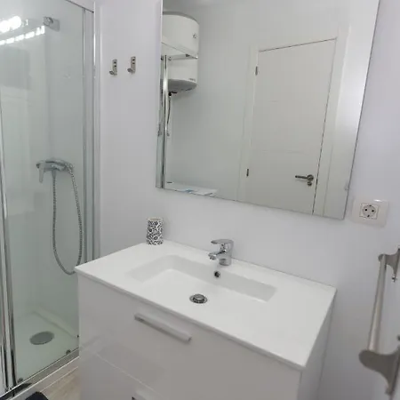 Apartamento En El Medano. Cerca De La Playa